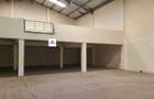300,000 ft² Warehouse with Fibre Internet in Industrial Area - 1