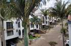 5 Bed Townhouse with En Suite in Westlands Area - 3