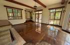 5 Bed Villa with Swimming Pool in Runda - 3