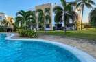 Serviced 3 Bed Apartment with En Suite at Sultan Palace - 5