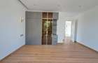 5 Bed Townhouse with En Suite in Lavington - 7