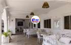 8 Bed House with En Suite in Watamu - 14