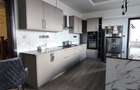 5 Bed Apartment with En Suite in Parklands - 5