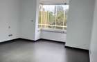 3 Bed Apartment with En Suite at Riverside Drive - 16