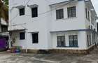 3 Bed Apartment with En Suite at Mombasa Cbd - 4