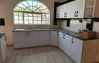 4 Bed Townhouse with En Suite at Lavington - 2