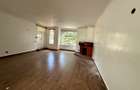 5 Bed Townhouse with En Suite in Lavington - 2