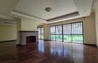 5 Bed Townhouse with En Suite in Lavington - 13
