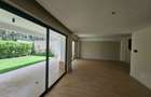 5 Bed House with En Suite in Spring Valley - 7
