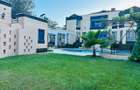 2 Bed House with En Suite in Runda - 1