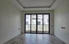 5 Bed Townhouse with En Suite in Lavington - 18