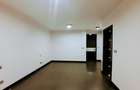3 Bed Apartment with En Suite at Riverside Drive - 12