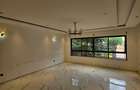 5 Bed Townhouse with En Suite at Lavington Green - 19