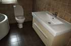 5 Bed Townhouse with En Suite in Rosslyn - 12