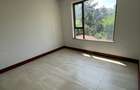 Serviced 2 Bed Apartment with En Suite in Westlands Area - 13
