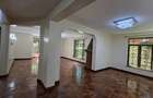 5 Bed Townhouse with En Suite in Lavington - 4