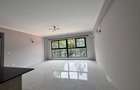 Serviced 2 Bed Apartment with En Suite in Brookside - 6