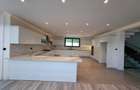 5 Bed Townhouse with En Suite in Lavington - 1