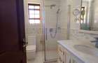5 Bed House with En Suite in Runda - 17