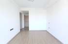 3 Bed Apartment with En Suite at Riverside Drive - 6