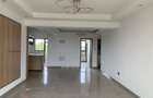 2 Bed Apartment with Swimming Pool in Riverside - 12
