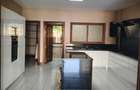3 Bed Apartment with En Suite at Parklands - 10