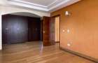 4 Bed Townhouse with En Suite at Lavington Green - 10