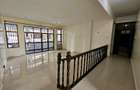 3 Bed Apartment with En Suite at Greenwood Dr - 15