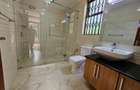 5 Bed Townhouse with En Suite in Lavington - 5