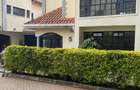 4 Bed Townhouse with En Suite in Westlands Area - 2