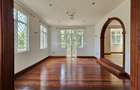 5 Bed Townhouse with En Suite at Rossylon Lone Tree - 9