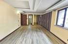 5 Bed Townhouse with En Suite in Lavington - 11