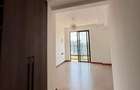 4 Bed Apartment with En Suite in Riverside - 13