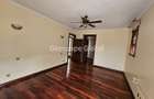 4 Bed Townhouse with En Suite in Kyuna - 11