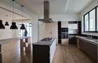 4 Bed Apartment with En Suite in Riverside - 7