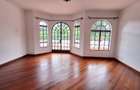 4 Bed House with En Suite in Nyari - 4