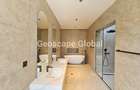5 Bed House with En Suite in Runda - 7