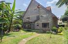 5 Bed Townhouse with En Suite at Lavington Green - 2