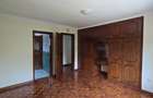 5 Bed House with En Suite in Runda - 18