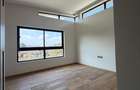 5 Bed Townhouse with En Suite at Old Runda - 14