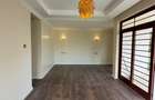 4 Bed House with Swimming Pool at B - 7