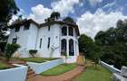 6 Bed Townhouse with En Suite in Kitisuru - 1
