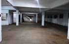 4,998 ft² Warehouse with Parking in Industrial Area - 2