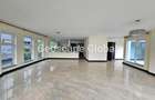 4 Bed Apartment with En Suite in Spring Valley - 9