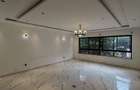 5 Bed Townhouse with En Suite in Lavington - 4