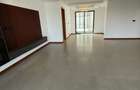 4 Bed Apartment with En Suite in Riverside - 5
