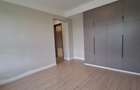 2 Bed Apartment with En Suite at Windsor - 9