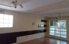 5 Bed Townhouse with En Suite in Lavington - 16