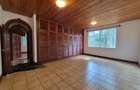 4 Bed Townhouse with En Suite at Rosslyn - 12