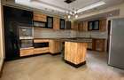 5 Bed Townhouse with En Suite at Convent Drive - 4